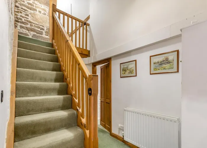 3 Bed In Barden Oc-s33752 Sabden